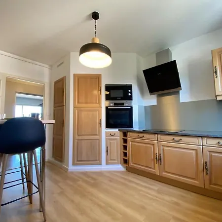 Casamea - Spacieux, Terrasse, Clim, Parking アパート