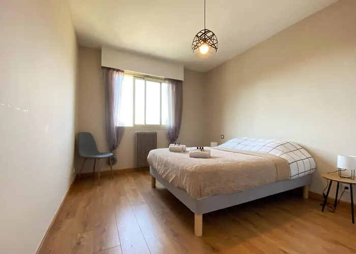 דירה Casamea - Spacieux, Terrasse, Clim, Parking